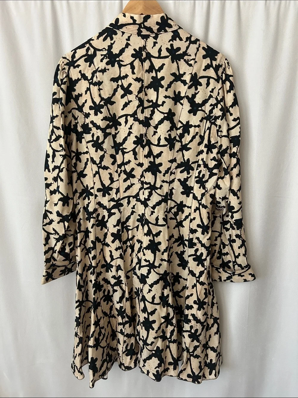 Ulla Johnson Cream Abstract Floral Print Long Sleeve Short Dress **Size 12**🌺🌺 - Picture 3 of 7